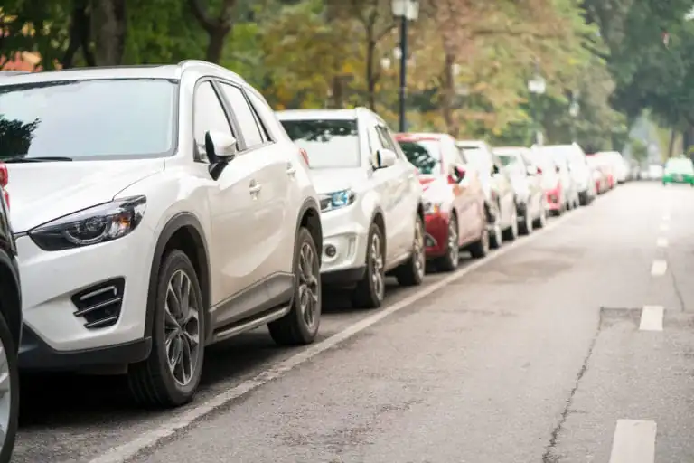 Driving to Big Cities? Need a Refresher on How To Parallel Park?